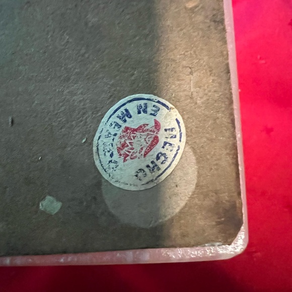 Sublimely matched onyx bookends feature Roman or Trojan Horses in cool shades - Picture 5 of 6